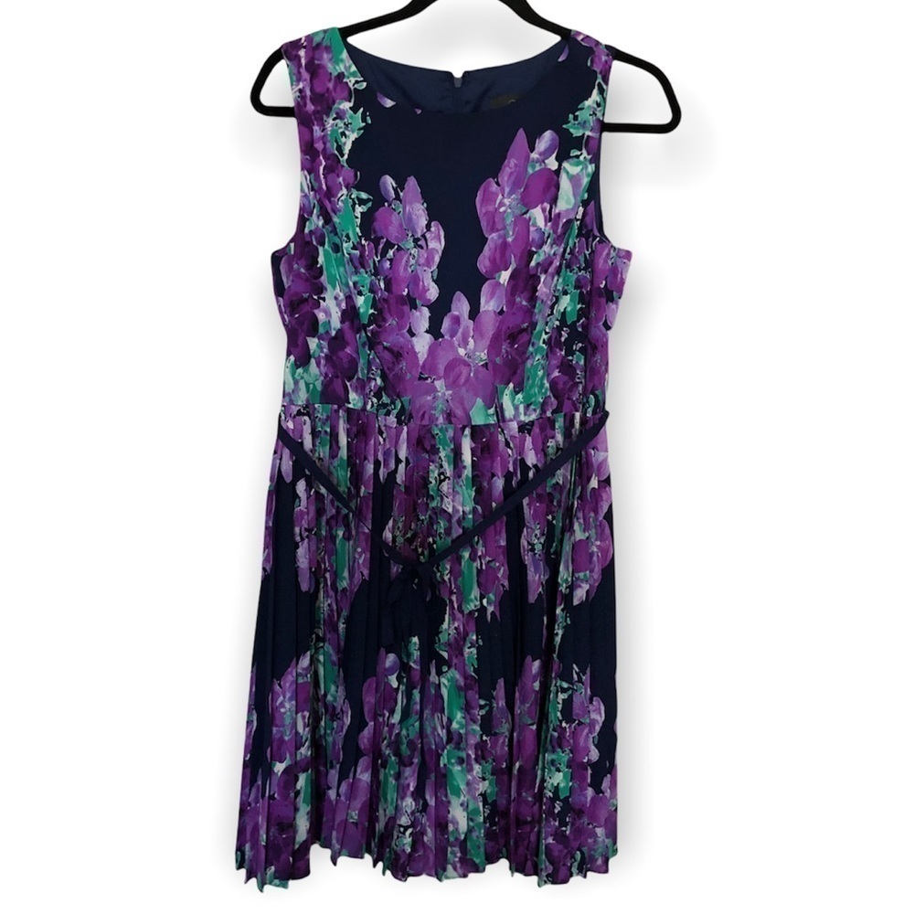 Adriana Papell pleated floral dress
